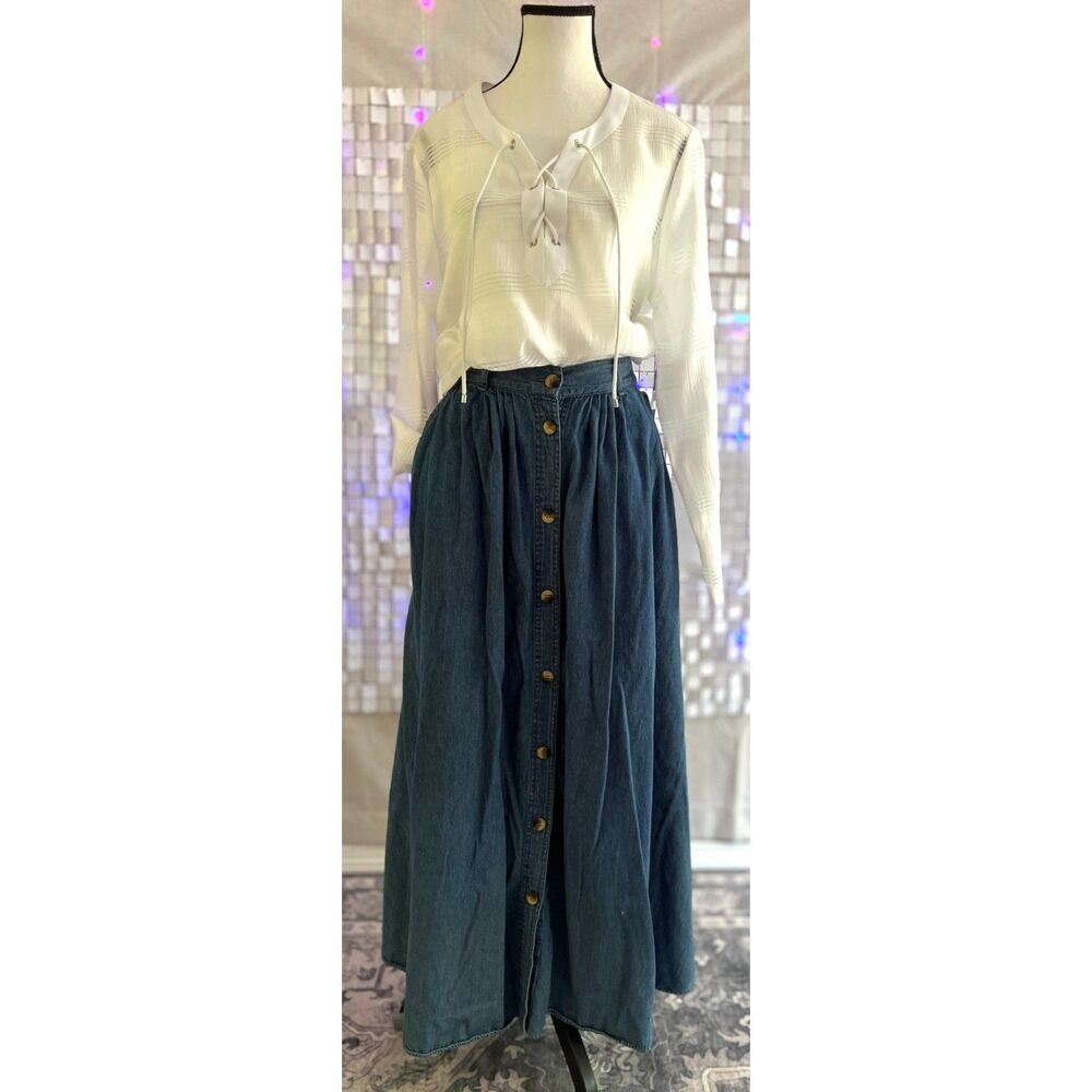 Vintage Red Ridge Mountain Outfitters Maxi Denim Skirt. Size M.